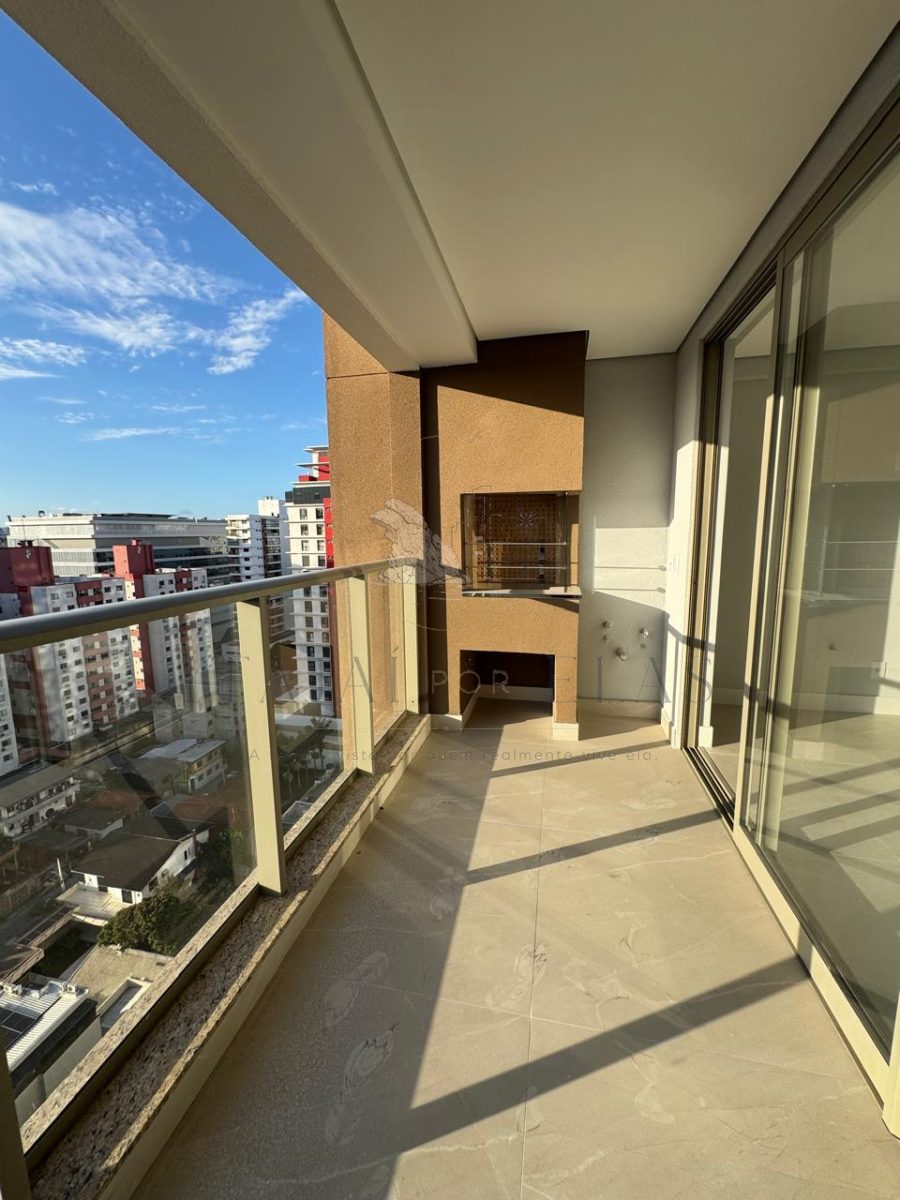 Apartamento 3 quartos para Venda no bairro Centro em Itajaí