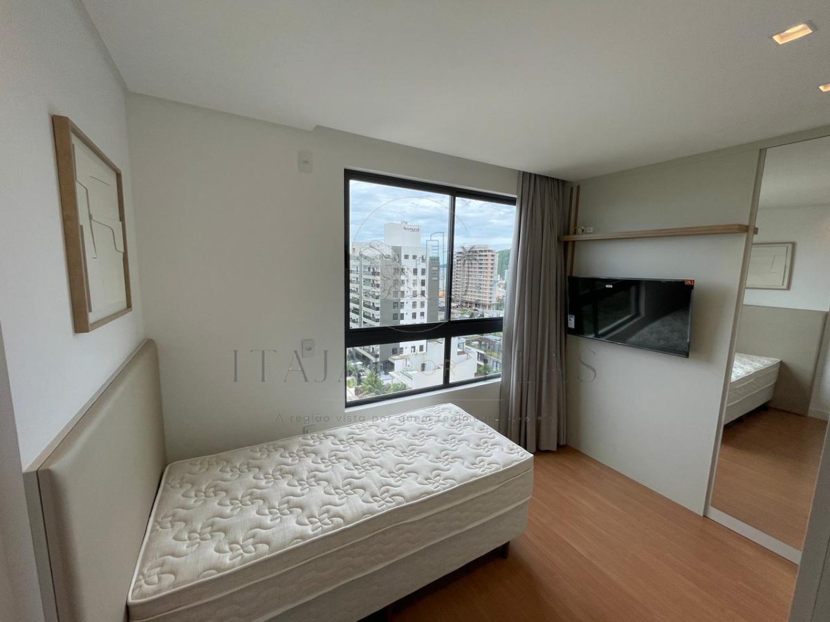 Apartamento na praia brava 2 dormitórios mobiliado 