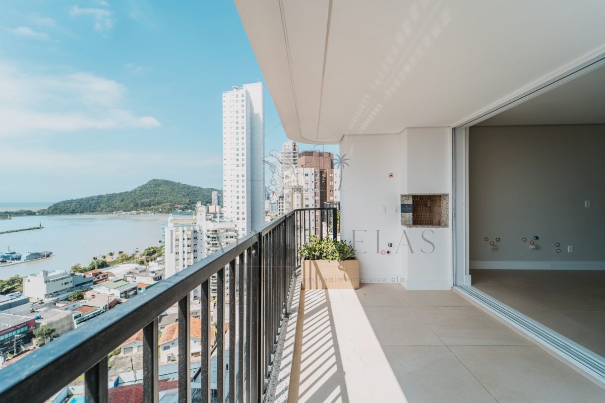 Apartamento 3 suítes para Venda no bairro Fazenda em Itajaí