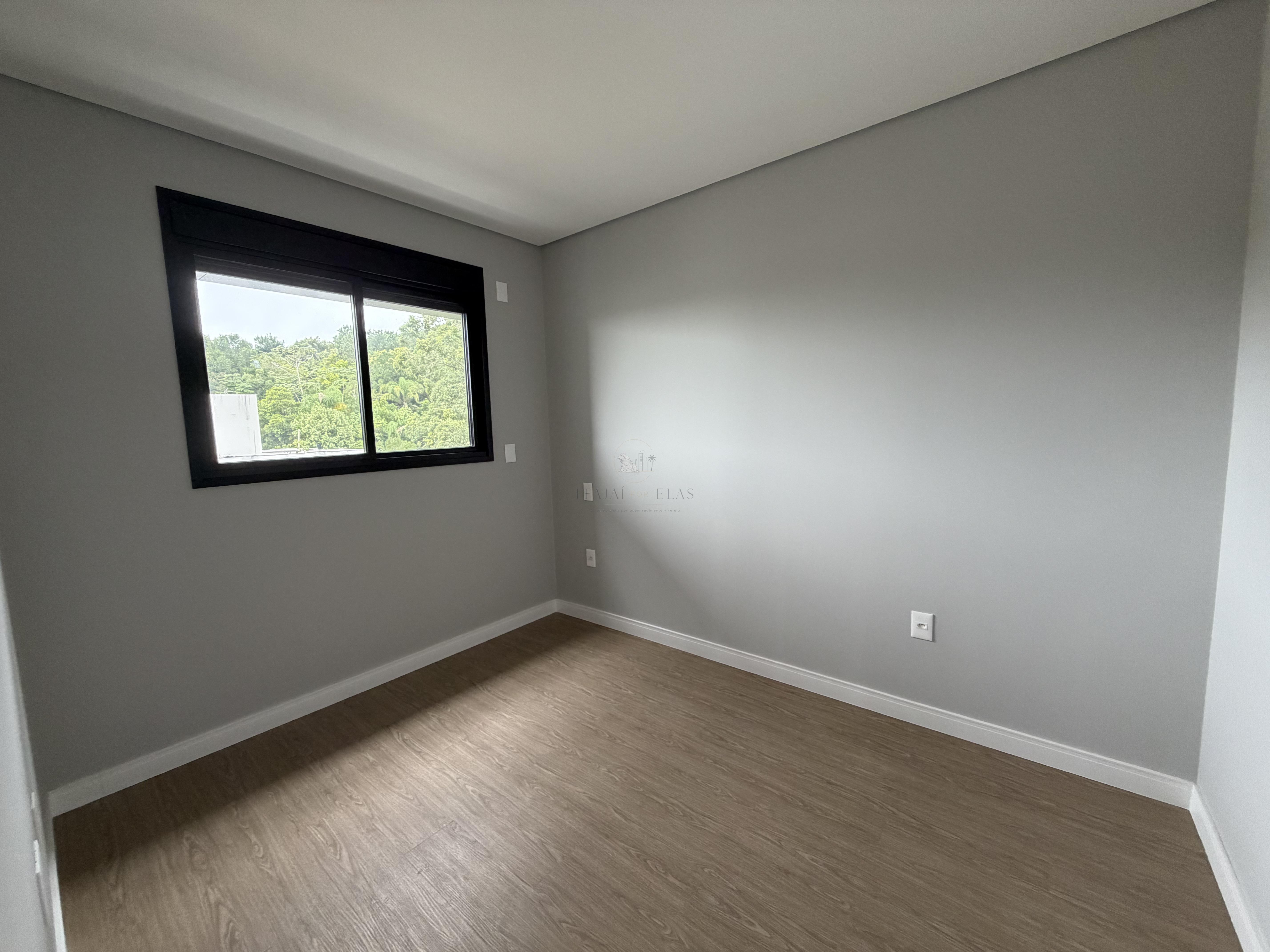 Apartamento 2 quartos para Venda no bairro Praia dos Amores em Balneário Camboriú